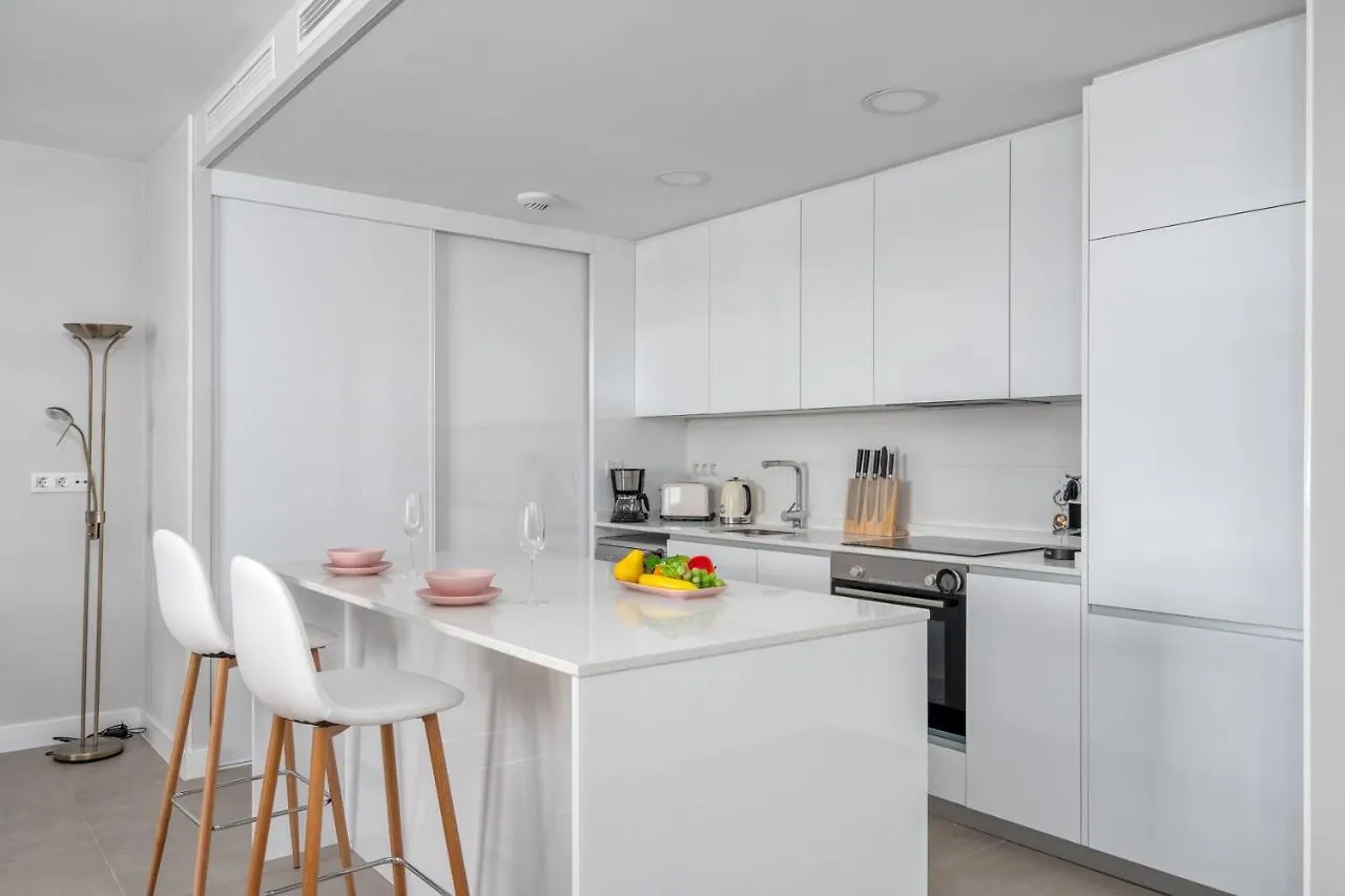 Luxurious Apartment In Benalmadena By Costarentals - Ref 35 ספרד